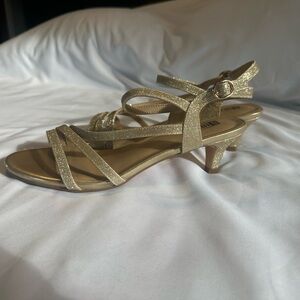 Kitty Heel Sandals- Gold - Size 8